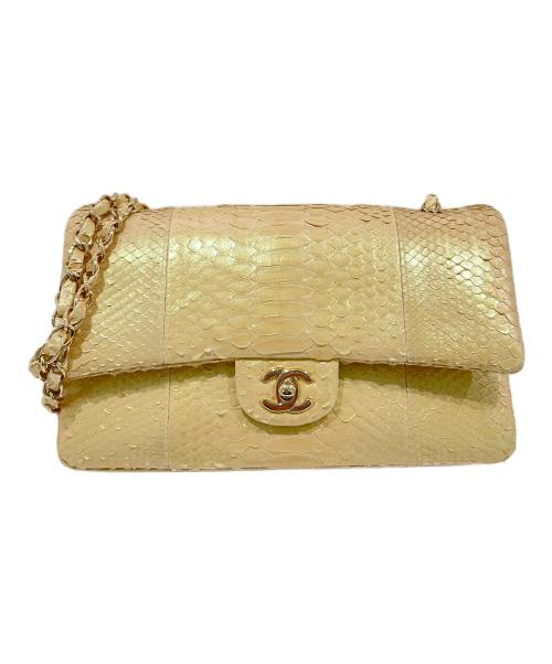 CHANEL（シャネル）CHANEL (シャネル) パイソンダブルフラプマトラッセ25/classic double flap/チェーンショルダーバッグ パールホワイト サイズ:25の古着・服飾アイテム