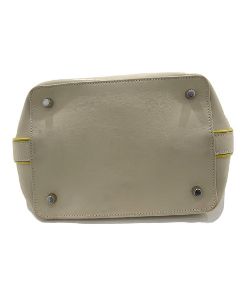 HERMES（エルメス）HERMES (エルメス) ツールボックス20ヴェルソ/TOOLBOX20ハンドバッグ アイボリー系 サイズ:20の古着・服飾アイテム