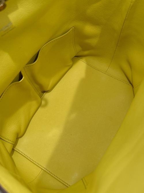 HERMES（エルメス）HERMES (エルメス) ツールボックス20ヴェルソ/TOOLBOX20ハンドバッグ アイボリー系 サイズ:20の古着・服飾アイテム