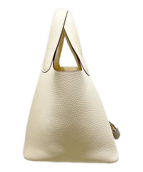 HERMES（エルメス）HERMES (エルメス) ピコタンロックPM/トリヨンクレマンス/クレーム/K刻印：2025年製/シルバー金具 クレーム サイズ:PM 未使用品の古着・服飾アイテム