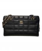 CHANELシャネル）の古着「チョコバー チェーンショルダーバッグ」｜ブラック