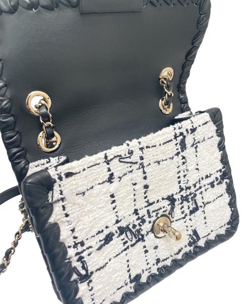 CHANEL（シャネル）CHANEL (シャネル) チェーンショルダーツイードバッグ ホワイトの古着・服飾アイテム
