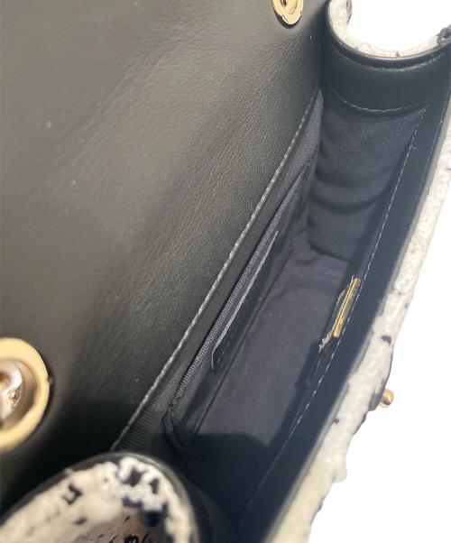 CHANEL（シャネル）CHANEL (シャネル) チェーンショルダーツイードバッグ ホワイトの古着・服飾アイテム