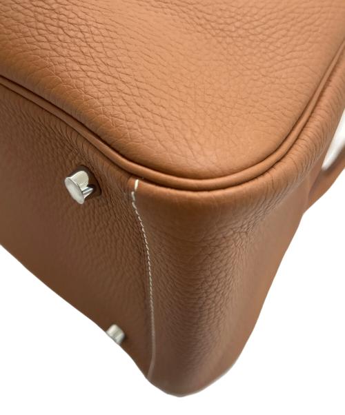 HERMES（エルメス）HERMES (エルメス) Lindy 30 リンディ 30/トリヨンクレマンス/ゴールド/シルバー金具/□O刻印:2011年製 ゴールド サイズ:30の古着・服飾アイテム