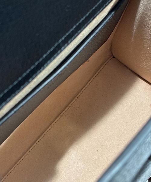 GUCCI（グッチ）GUCCI (グッチ) ダイアナ ミディアム トートバッグ ‎702721 U3ZDT 1073 ブラック サイズ:ミディアムの古着・服飾アイテム