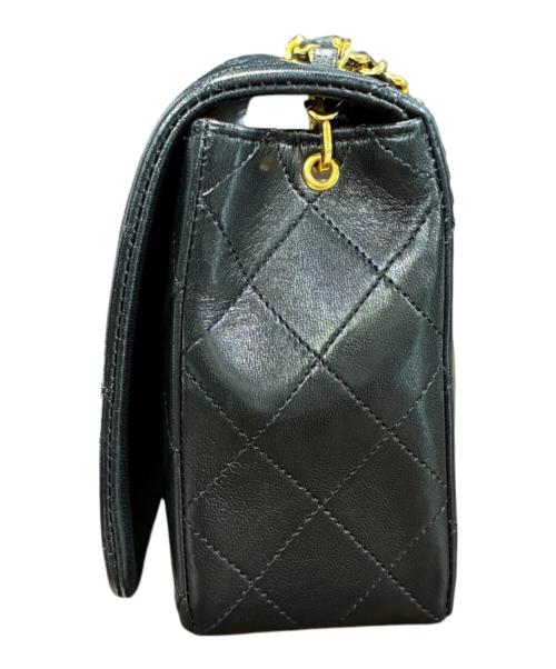 CHANEL（シャネル）CHANEL (シャネル) シングルフラップチェーンショルダーバッグ ブラック×ゴールド金具 サイズ:23の古着・服飾アイテム