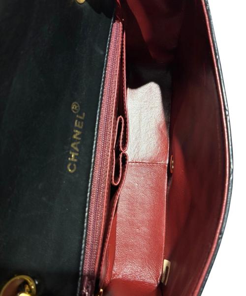 CHANEL（シャネル）CHANEL (シャネル) シングルフラップチェーンショルダーバッグ ブラック×ゴールド金具 サイズ:23の古着・服飾アイテム