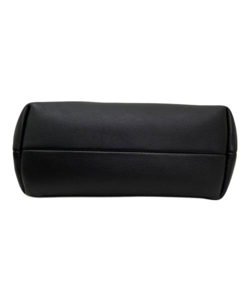 LOEWE（ロエベ）LOEWE (ロエベ) ペブルポーチ ブラックの古着・服飾アイテム