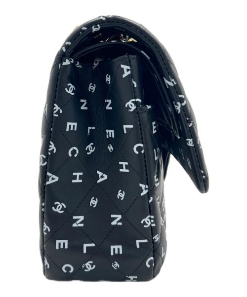 CHANEL（シャネル）CHANEL (シャネル) Matelassé All Over Logo Chain Shoulder Bag/マトラッセ25 wフラップ チェーンショルダーバッグ ブラック×G金具 サイズ:25の古着・服飾アイテム