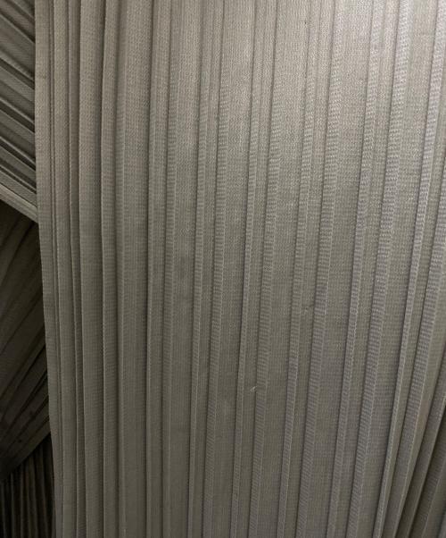 PLEATS PLEASE（プリーツプリーズ）PLEATS PLEASE (プリーツプリーズ) プリーツロングベスト グレー サイズ:3の古着・服飾アイテム