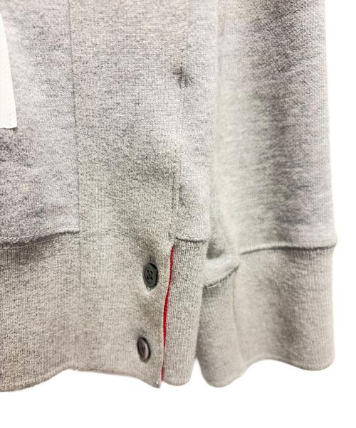 Thom Browne（トムブラウン）Thom Browne (トムブラウン) 4BARスウェット/4ライン クルーネックスウェット グレー サイズ:3の古着・服飾アイテム