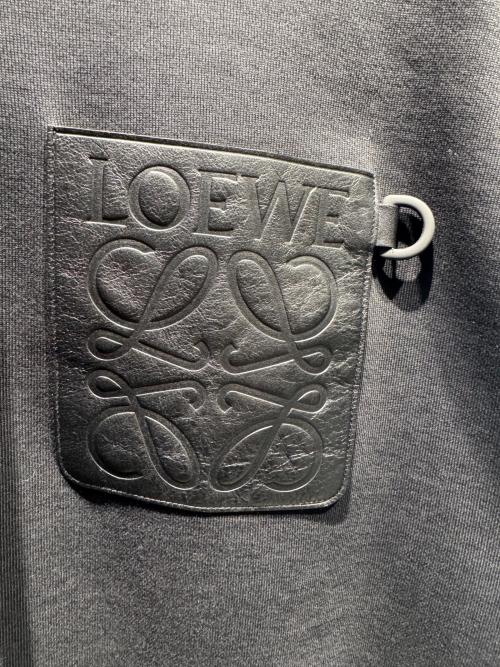 LOEWE（ロエベ）LOEWE (ロエベ) レザーパッチアナグラムパーカー ブラック サイズ:Mの古着・服飾アイテム