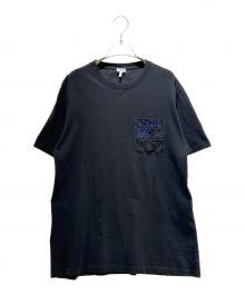 LOEWE（ロエベ）の古着「アナグラムポケットTシャツ/H526Y22X99」｜ブラック