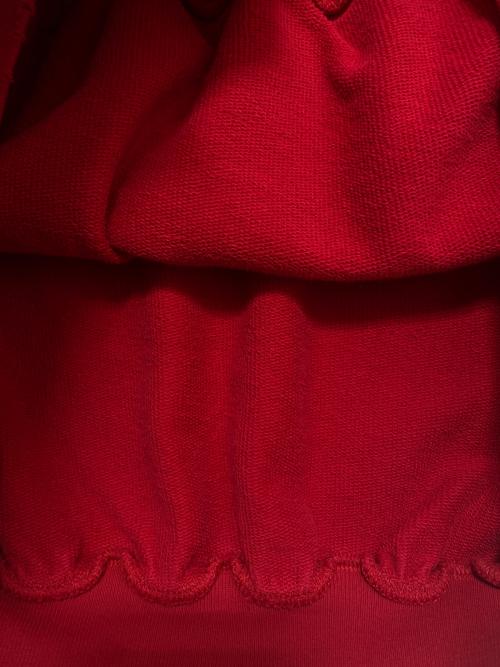 BALENCIAGA（バレンシアガ）BALENCIAGA (バレンシアガ) フェイクロゴパーカー レッド サイズ:L 未使用品の古着・服飾アイテム
