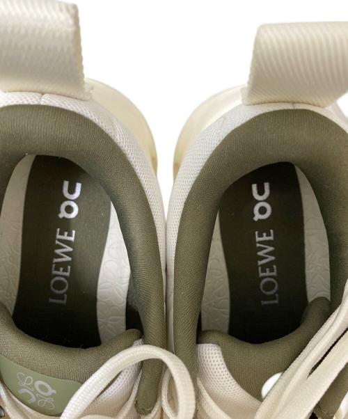 on（オン）on (オン) LOEWE (ロエベ) ローカットスニーカー ホワイト×グリーン サイズ:38の古着・服飾アイテム