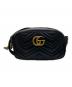 GUCCI（グッチ）の古着「GGマーモント スモール カメラバッグ」｜ブラック