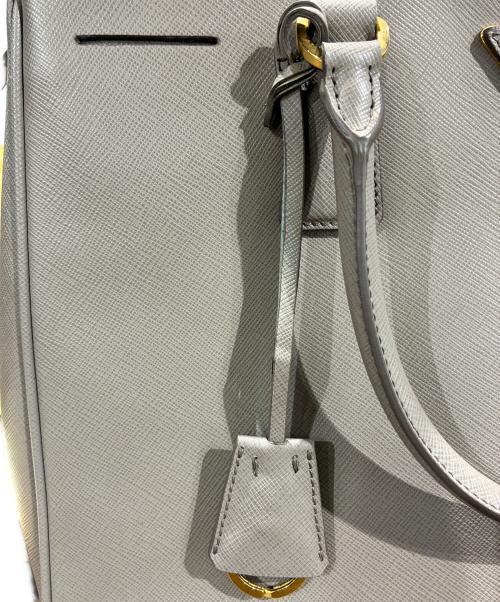 PRADA（プラダ）PRADA (プラダ) 2WAYショルダーバッグ グレー サイズ:ラージ/Largeの古着・服飾アイテム