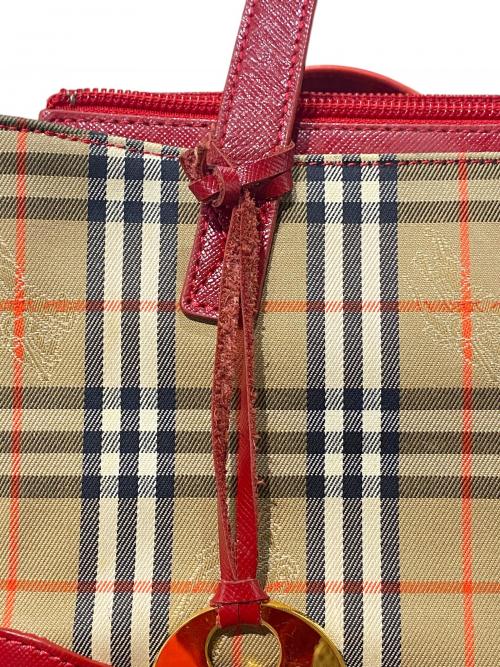 BURBERRY（バーバリー）BURBERRY (バーバリー) ハンドバッグ レッド×ベージュ サイズ:-の古着・服飾アイテム