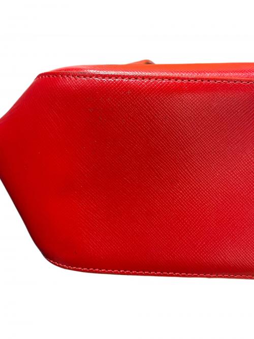 BURBERRY（バーバリー）BURBERRY (バーバリー) ハンドバッグ レッド×ベージュ サイズ:-の古着・服飾アイテム