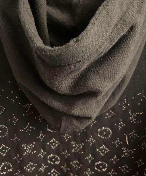 LOUIS VUITTON（ルイ ヴィトン）LOUIS VUITTON (ルイ ヴィトン) グラディエントモノグラムパーカー ブラック サイズ:Ｌの古着・服飾アイテム
