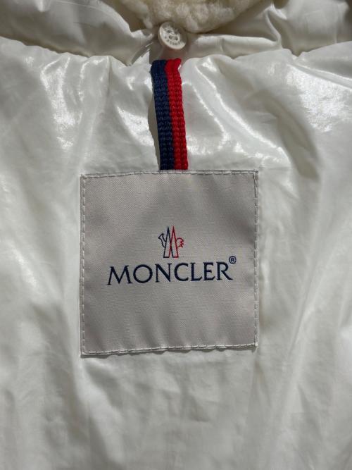 MONCLER（モンクレール）MONCLER (モンクレール) TARENTAISE/ダウンジャケット ホワイト サイズ:3の古着・服飾アイテム