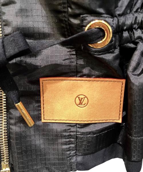 LOUIS VUITTON（ルイ ヴィトン）LOUIS VUITTON (ルイ ヴィトン) ペプラムウエストリップストップジャケット ブラック サイズ:38の古着・服飾アイテム