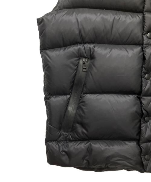 MONCLER（モンクレール）MONCLER (モンクレール) FRAGMENT DESIGN (フラグメントデザイン) ABENE/ダウンベスト ブラック サイズ:2の古着・服飾アイテム