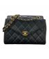 CHANEL（シャネル）の古着「マトラッセ/Vフラップチェーンショルダーバッグ」｜ブラック