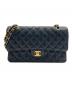 CHANEL（シャネル）の古着「Matelassé 25/マトラッセ25/Double Flap Chain Shoulder Bag/Wフラップチェーンショルダーバッグ」｜ブラック