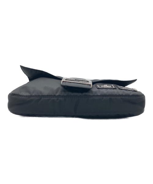 FENDI（フェンディ）FENDI (フェンディ) PORTER (ポーター) ナイロンバゲットショルダーバッグ/ハンドバッグ/ショルダーバッグ/ウエストバッグ ブラック サイズ:-の古着・服飾アイテム