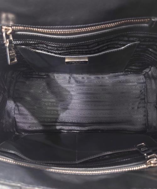 PRADA（プラダ）PRADA (プラダ) カナバレザートートバッグ ブラック サイズ:-の古着・服飾アイテム