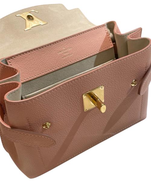 LOUIS VUITTON（ルイ ヴィトン）LOUIS VUITTON (ルイ ヴィトン) ロックミー エヴァー MINI M21088 ピンクの古着・服飾アイテム