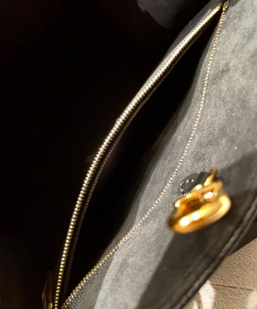 LOUIS VUITTON（ルイ ヴィトン）LOUIS VUITTON (ルイ ヴィトン) オンザゴーPM モノグラム・アンプラント/ショルダーバッグ ノワール サイズ:PMの古着・服飾アイテム