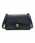 CHANEL（シャネル）の古着「マトラッセチェーンリュック」｜ブラック