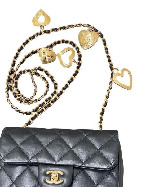 CHANEL（シャネル）CHANEL (シャネル) ミニ マトラッセ18 ハートチャームチェーンショルダーバッグ ブラックの古着・服飾アイテム