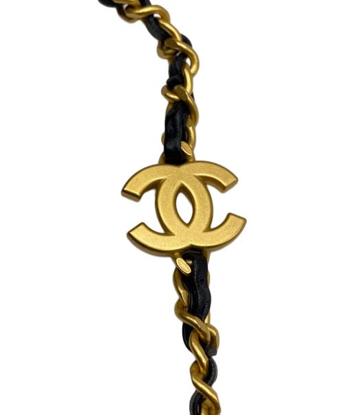 CHANEL（シャネル）CHANEL (シャネル) ハートチャームチェーンショルダーバッグ ブラックの古着・服飾アイテム