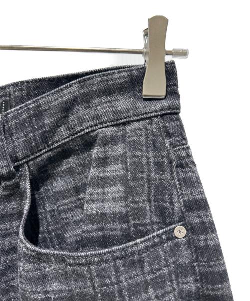 CHANEL（シャネル）CHANEL (シャネル) チェックデニムパンツ ブラック サイズ:34の古着・服飾アイテム