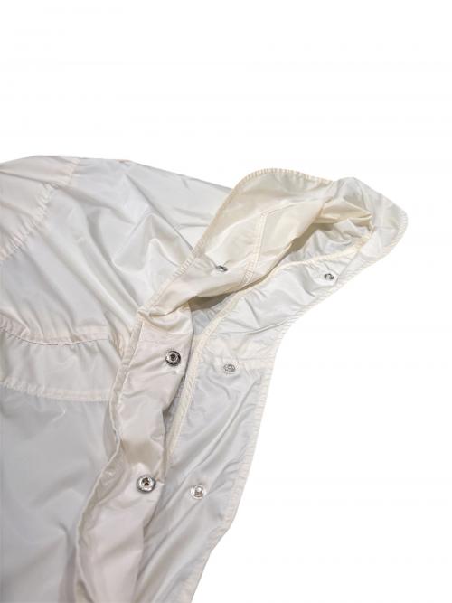 MONCLER（モンクレール）MONCLER (モンクレール) PRINTSEPS ナイロンコート ベージュ サイズ:00の古着・服飾アイテム