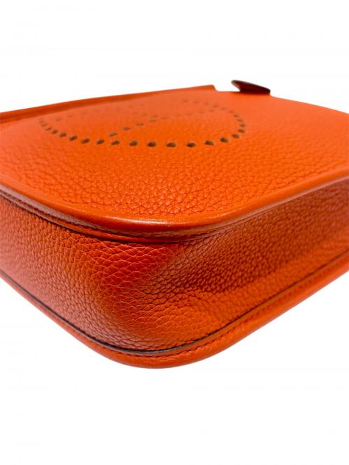 HERMES（エルメス）HERMES (エルメス) エブリン TPM/ゴールド金具/トリヨンクレマンス/ブラウン系/Y刻印/2020年 ブラウン系×ゴールド金具 サイズ:TPMの古着・服飾アイテム