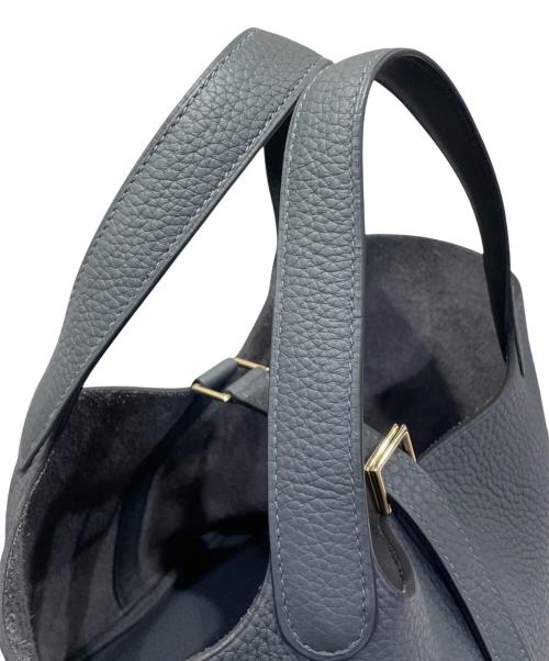 HERMES（エルメス）HERMES (エルメス) ピコタンロックPM/トリヨンクレマンス/グリミスティ/W刻印:2024年/シャンパンゴールド金具（パーマブラス） グリミスティ サイズ:PMの古着・服飾アイテム