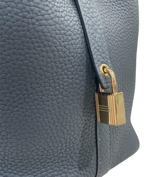 HERMES（エルメス）HERMES (エルメス) ピコタンロックPM/トリヨンクレマンス/グリミスティ/W刻印:2024年/シャンパンゴールド金具（パーマブラス） グリミスティ サイズ:PMの古着・服飾アイテム