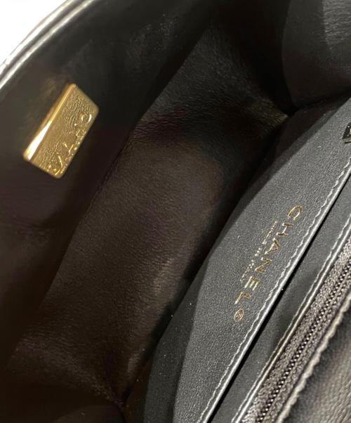 CHANEL（シャネル）CHANEL (シャネル) ミニマトラッセ/チェーンショルダーバッグ ブラック×ゴールド金具の古着・服飾アイテム