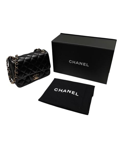 CHANEL（シャネル）CHANEL (シャネル) ミニマトラッセ/チェーンショルダーバッグ ブラック×ゴールド金具の古着・服飾アイテム