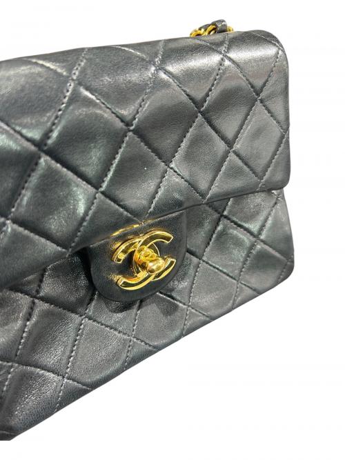 CHANEL（シャネル）CHANEL (シャネル) チェーンショルダーバッグ 	ミニマトラッセ ブラック×ゴールド金具 サイズ:ミニ/miniの古着・服飾アイテム