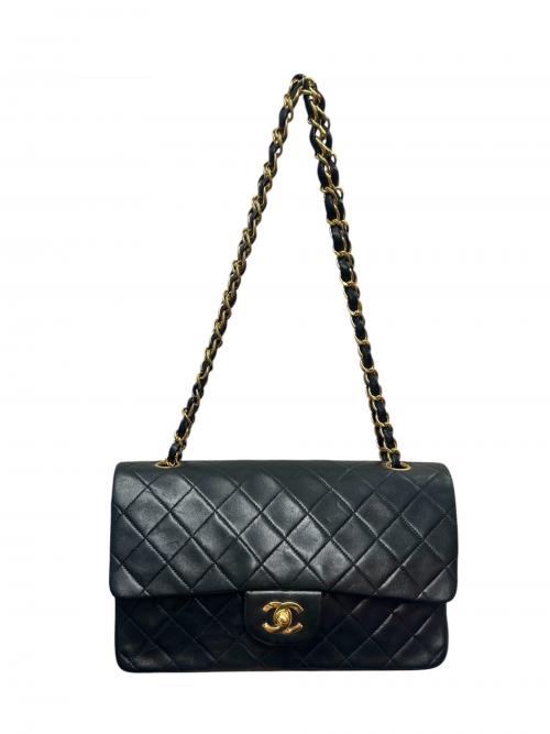 CHANEL（シャネル）CHANEL (シャネル) マトラッセ25 Wフラップチェーンショルダーバッグ ブラック サイズ:25の古着・服飾アイテム