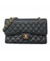 CHANEL（シャネル）の古着「マトラッセ25 Wフラップチェーンショルダーバッグ」｜ブラック