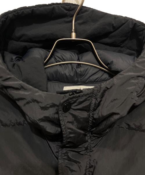 STONE ISLAND（ストーンアイランド）STONE ISLAND (ストーンアイランド) イロンメタル ガーメントダイ ロゴパッチ ダウンジャケット ブラック サイズ:Lの古着・服飾アイテム