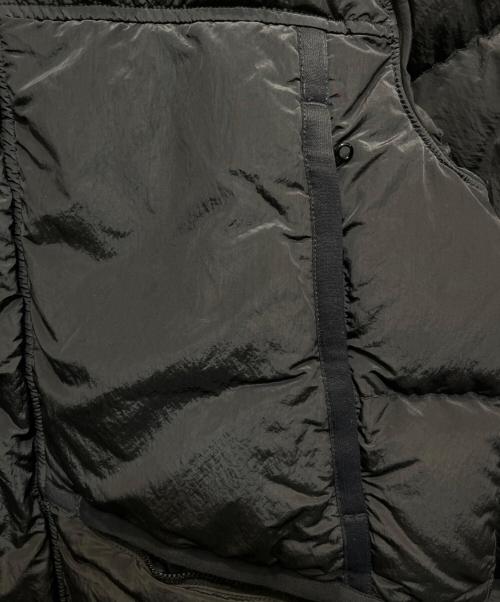 STONE ISLAND（ストーンアイランド）STONE ISLAND (ストーンアイランド) イロンメタル ガーメントダイ ロゴパッチ ダウンジャケット ブラック サイズ:Lの古着・服飾アイテム