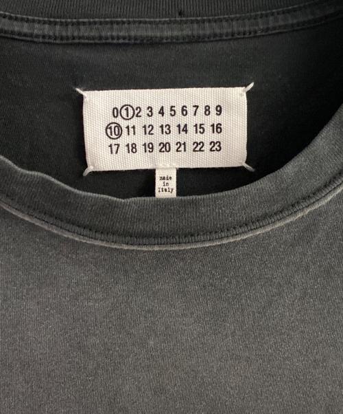 Maison Margiela（メゾンマルジェラ）Maison Margiela (メゾンマルジェラ) リバースロゴガーメントダイTシャツ ブラック サイズ:Sの古着・服飾アイテム