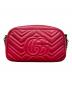 GUCCI (グッチ) GGマーモント スモール カメラバッグ レッド：150000円